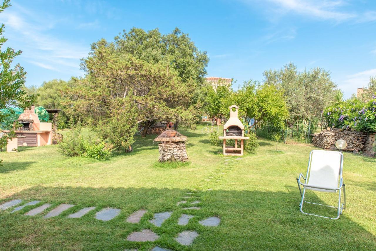 Villetta Corbezzolo San Teodoro  Exterior photo